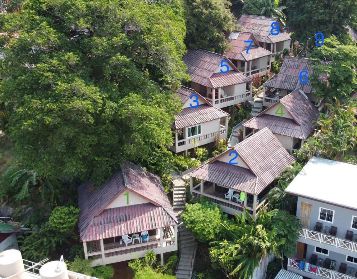Kata Beachwalk Hotel And Bungalows Ngoại thất bức ảnh