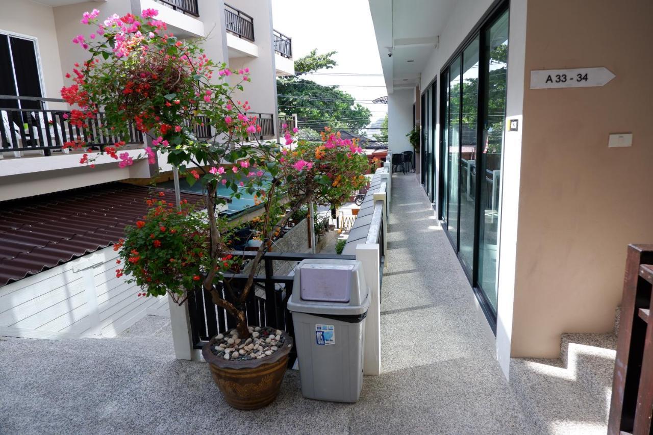 Kata Beachwalk Hotel And Bungalows Ngoại thất bức ảnh