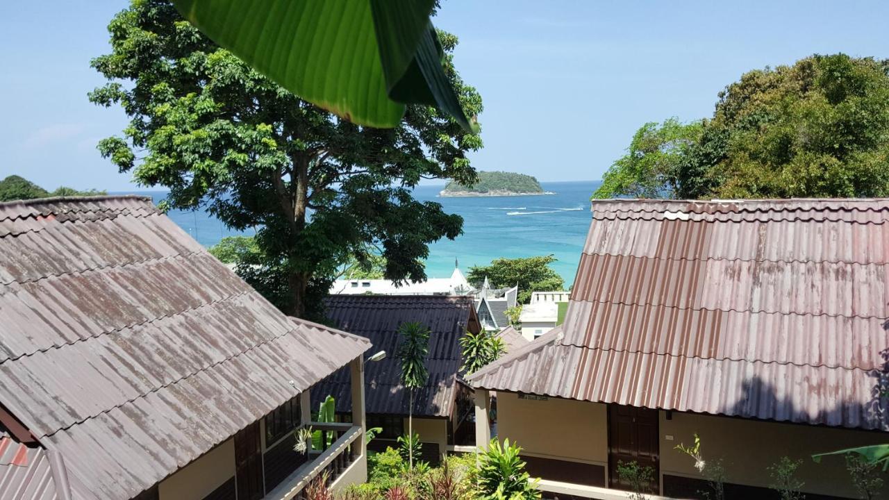 Kata Beachwalk Hotel And Bungalows Ngoại thất bức ảnh
