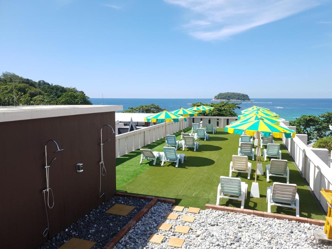 Kata Beachwalk Hotel And Bungalows Ngoại thất bức ảnh