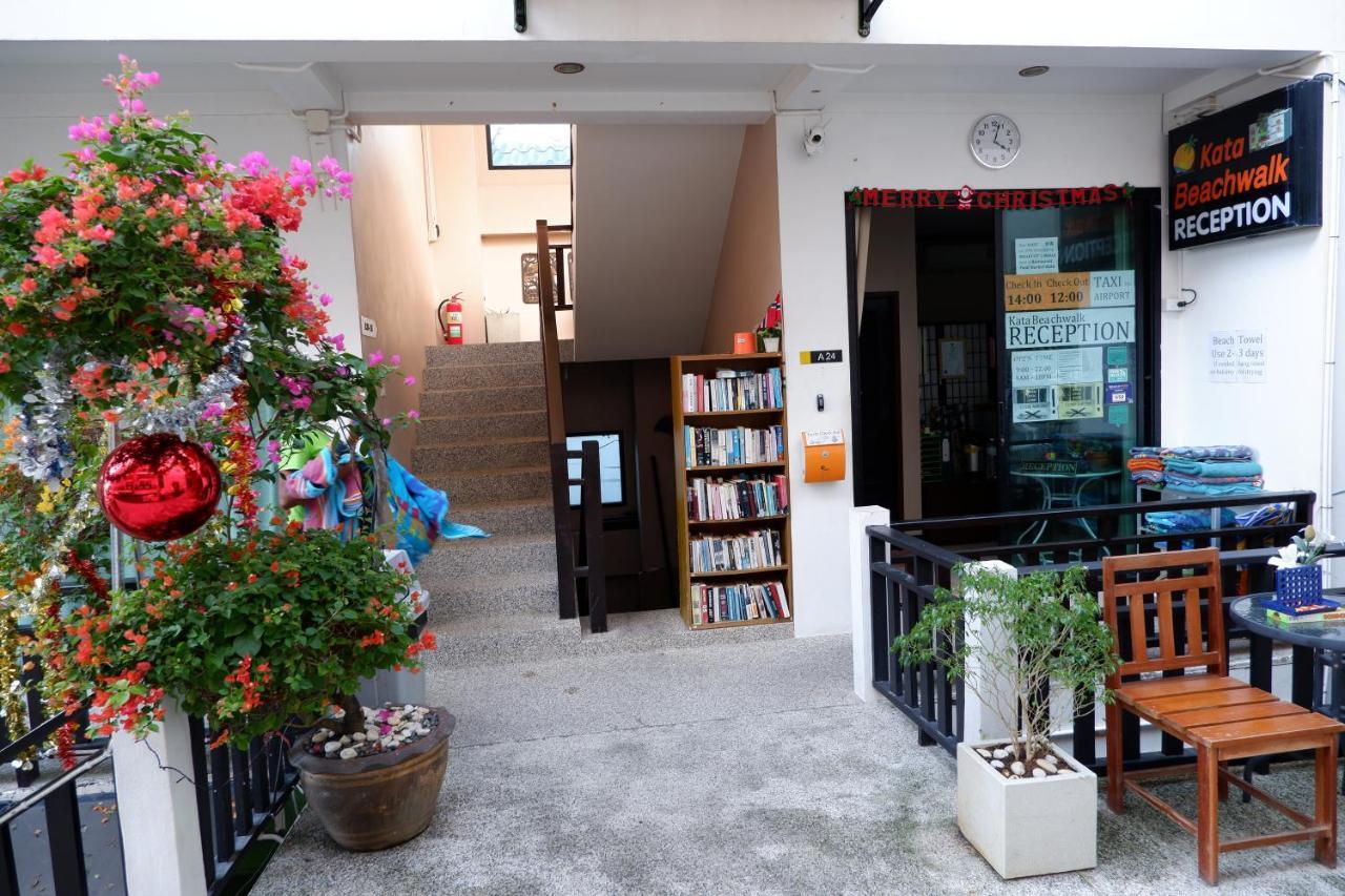 Kata Beachwalk Hotel And Bungalows Ngoại thất bức ảnh